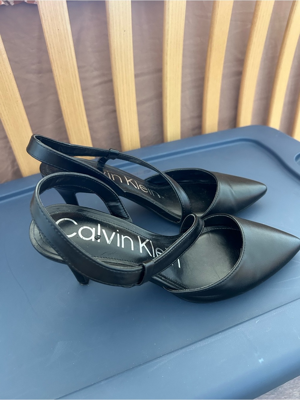 Calvin Klein Black Leather Pointed-Toe Slingback Kitten Heels